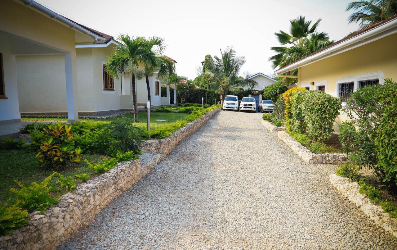V-Szameitat Homes Diani Beach Exterior foto